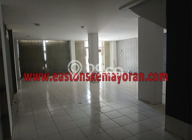 Area Strategis! Disewakan Ruko Lokasi Kebayoran Baru, Jakarta Selatan Cocok untuk Bisnis Area Strategis! Disewakan Ruko Lokasi Kebayoran Baru, Jakarta Selatan Cocok untuk Bisnis