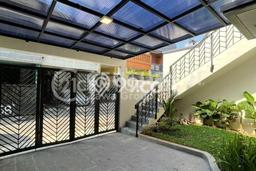 For Sale! Luxury House LT 103m2 Desain Elegan di Kalibata For Sale! Luxury House LT 103m2 Desain Elegan di Kalibata