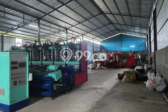 Gudang Disewakan di Kawasan Ramai Tigaraksa, Tangerang Gudang Disewakan di Kawasan Ramai Tigaraksa, Tangerang