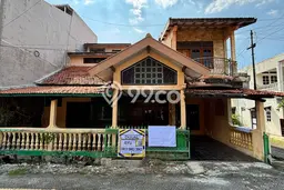 Rumah Strategis Minimalis Lb 132m2 di Pedurungan, Semarang Rumah Strategis Minimalis Lb 132m2 di Pedurungan, Semarang