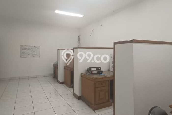 Disewakan Ruko di Pusat Kota Jakarta Timur Ramai Strategis Disewakan Ruko di Pusat Kota Jakarta Timur Ramai Strategis