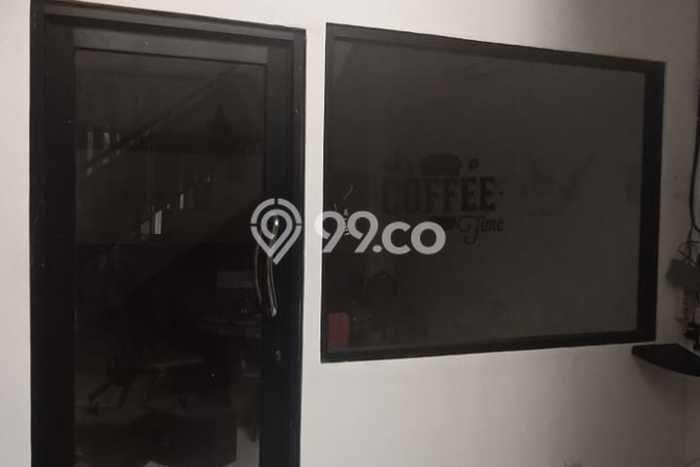 Disewakan Ruko di Pusat Kota Jakarta Timur Ramai Strategis Disewakan Ruko di Pusat Kota Jakarta Timur Ramai Strategis