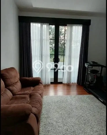 Siap Huni Hunian Elit 5 Kamar di Pesanggrahan Dekat ke Mana Saja Siap Huni Hunian Elit 5 Kamar di Pesanggrahan Dekat ke Mana Saja