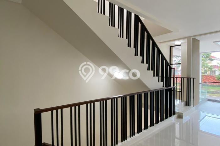 Ruko Bagus Dijual di Gading Serpong Tangerang Strategis Cocok untuk Kembangkan Bisnis Ruko Bagus Dijual di Gading Serpong Tangerang Strategis Cocok untuk Kembangkan Bisnis