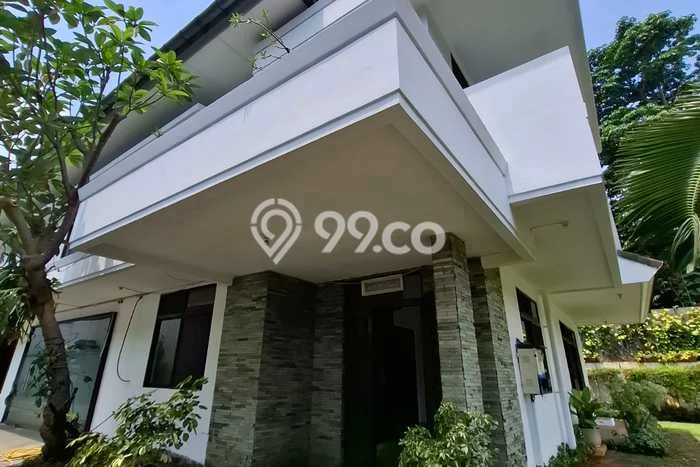 Disewakan! Rumah 7 Kamar Tidur &
4 Kamar Mandi di Pondok Indah, Jakarta Selatan Disewakan! Rumah 7 Kamar Tidur &
4 Kamar Mandi di Pondok Indah, Jakarta Selatan