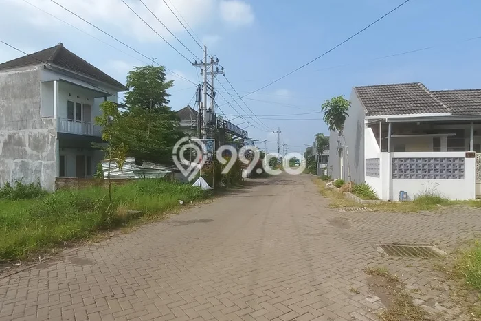 Lahan untuk Dijual Lokasi Sukun, Malang Luas 80m2 SHM Lahan untuk Dijual Lokasi Sukun, Malang Luas 80m2 SHM