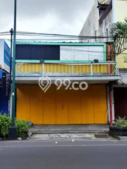Ruko untuk disewa di Umbulharjo punya LT 84m2 & LB 104m2 harga sewa kompetitif Ruko untuk disewa di Umbulharjo punya LT 84m2 & LB 104m2 harga sewa kompetitif