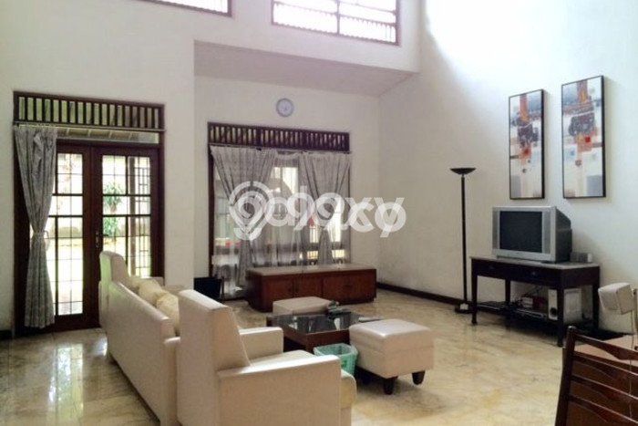 Rumah Mewah Siap Huni LT 700m2 di Pasar Minggu, Jakarta Selatan Rumah Mewah Siap Huni LT 700m2 di Pasar Minggu, Jakarta Selatan
