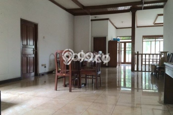 Rumah Mewah Siap Huni LT 700m2 di Pasar Minggu, Jakarta Selatan Rumah Mewah Siap Huni LT 700m2 di Pasar Minggu, Jakarta Selatan