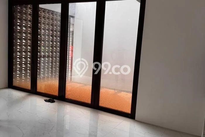 For Sale Rumah Mewah Exclusive di Cisauk, Tangerang For Sale Rumah Mewah Exclusive di Cisauk, Tangerang