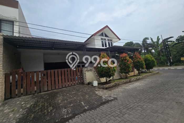 Hunian Mewah Dijual LT 294m2 di Semarang Barat, Semarang Hunian Mewah Dijual LT 294m2 di Semarang Barat, Semarang