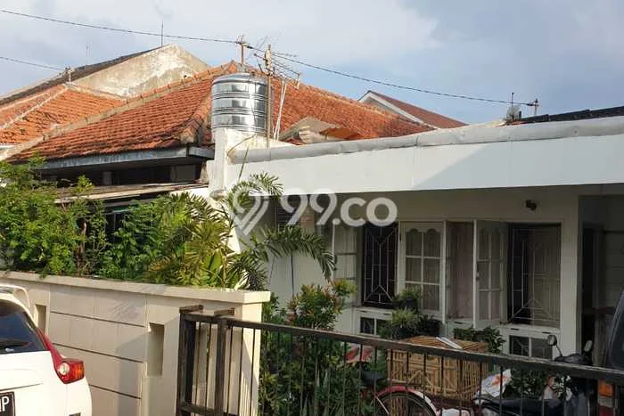 Rumah Modern Cantik 3 KT Bisa Langsung Pindah di Semarang Timur Rumah Modern Cantik 3 KT Bisa Langsung Pindah di Semarang Timur