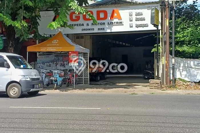 Unit Gudang Dijual di Pedurungan Semarang 500m2 Unit Gudang Dijual di Pedurungan Semarang 500m2