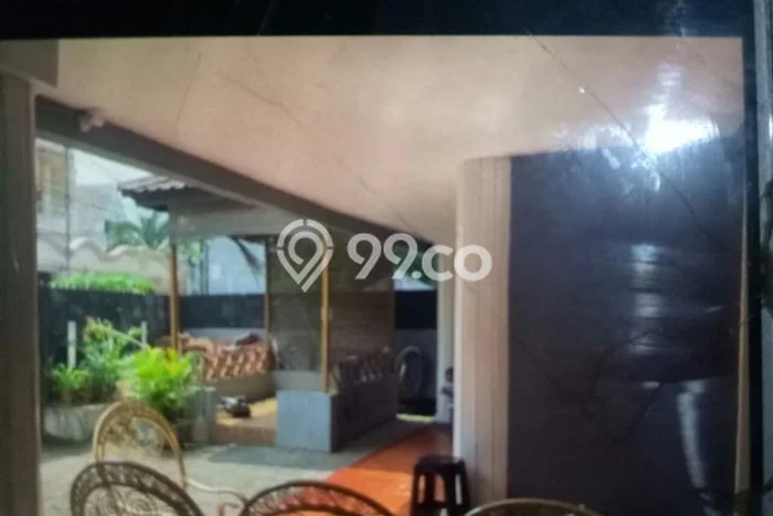 Hunian Mewah Siap Huni LT 265m2 di Senen, Jakarta Pusat Hunian Mewah Siap Huni LT 265m2 di Senen, Jakarta Pusat
