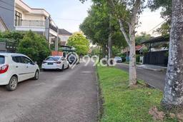 Rumah Modern 5 KT di Serpong Villa Melati Mas Tangerang Selatan Unfurnished Rumah Modern 5 KT di Serpong Villa Melati Mas Tangerang Selatan Unfurnished