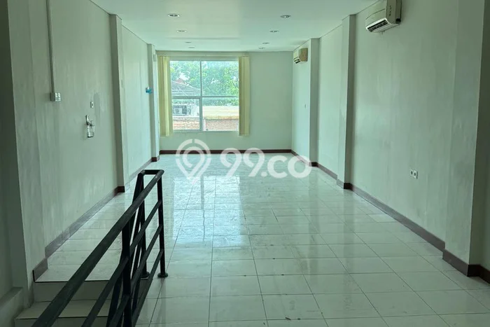 Ruko bagus disewakan di Pasar Minggu Jakarta Selatan dengan LB 121m2 harga sewa terbaik Ruko bagus disewakan di Pasar Minggu Jakarta Selatan dengan LB 121m2 harga sewa terbaik