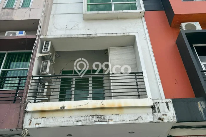 Ruko bagus disewakan di Pasar Minggu Jakarta Selatan dengan LB 121m2 harga sewa terbaik Ruko bagus disewakan di Pasar Minggu Jakarta Selatan dengan LB 121m2 harga sewa terbaik