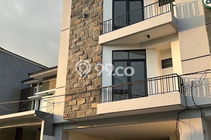 Cocok Untuk Investasi! For Sale Kost di Soekarno Hatta 29 Kamar Cocok Untuk Investasi! For Sale Kost di Soekarno Hatta 29 Kamar