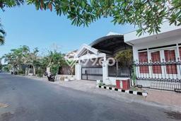 Rumah Modern 3 Kamar LT 225m2 di Sulfat Rumah Modern 3 Kamar LT 225m2 di Sulfat