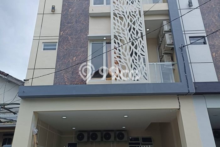 Kost Dijual di Soekarno Hatta dengan 18 KT dan Luas 390m2 Kost Dijual di Soekarno Hatta dengan 18 KT dan Luas 390m2