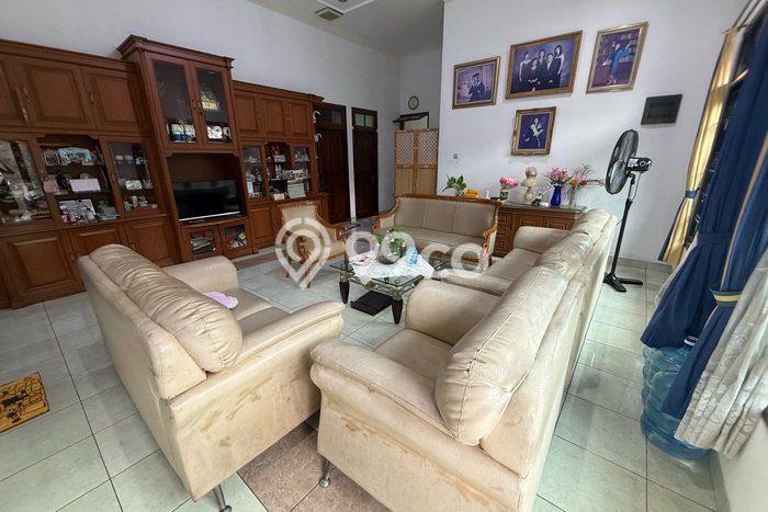 Dijual Rumah Mewah Megah Dengan View Cantik di Kelapa Dua, Depok Dijual Rumah Mewah Megah Dengan View Cantik di Kelapa Dua, Depok