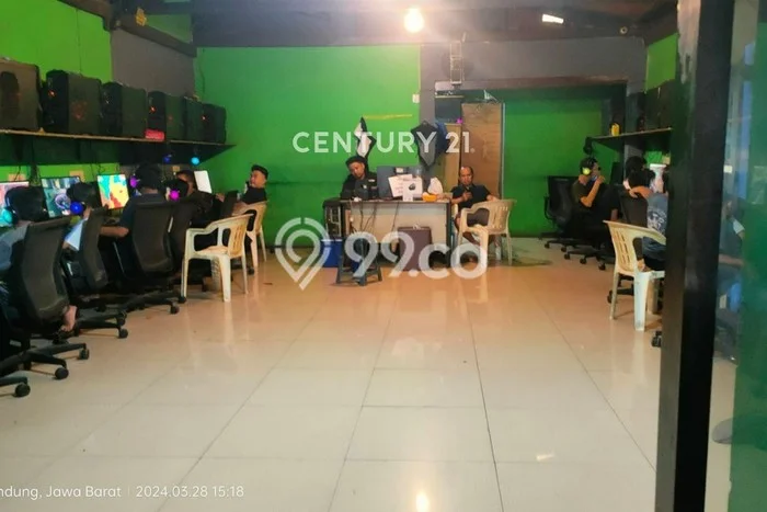Ruko Dijual di Bandung LT 98m2 & LB 70m2 Lokasi Terbaik! Ruko Dijual di Bandung LT 98m2 & LB 70m2 Lokasi Terbaik!