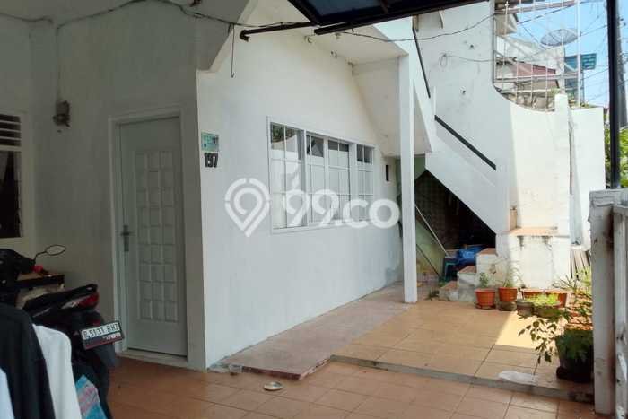 Jual Rumah Mewah Megah Dengan View Cantik di Tomang, Jakarta Barat Jual Rumah Mewah Megah Dengan View Cantik di Tomang, Jakarta Barat