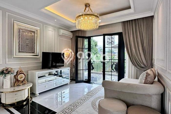 Dijual Rumah Mewah Elegan Dengan View Eksklusif di Pondok Indah, Jakarta Selatan Dijual Rumah Mewah Elegan Dengan View Eksklusif di Pondok Indah, Jakarta Selatan