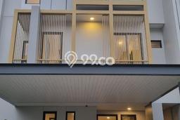 Rumah Cantik Siap Huni Di BSD Luas 192m2 Lokasi Strategis Rumah Cantik Siap Huni Di BSD Luas 192m2 Lokasi Strategis