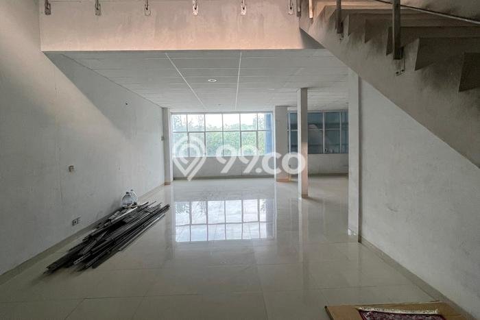 Ruko disewakan lokasi strategis BSD Tangerang Selatan 150m2 Ruko disewakan lokasi strategis BSD Tangerang Selatan 150m2