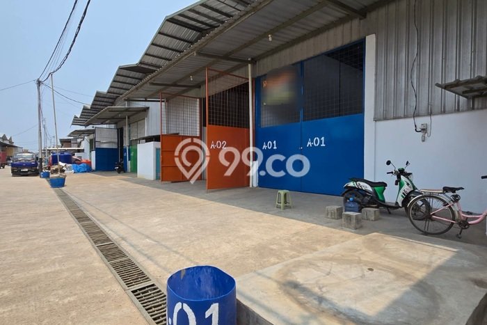 Gudang Disewa di Jakarta Barat dengan LB 13m2 Area Komersial Ramai Gudang Disewa di Jakarta Barat dengan LB 13m2 Area Komersial Ramai