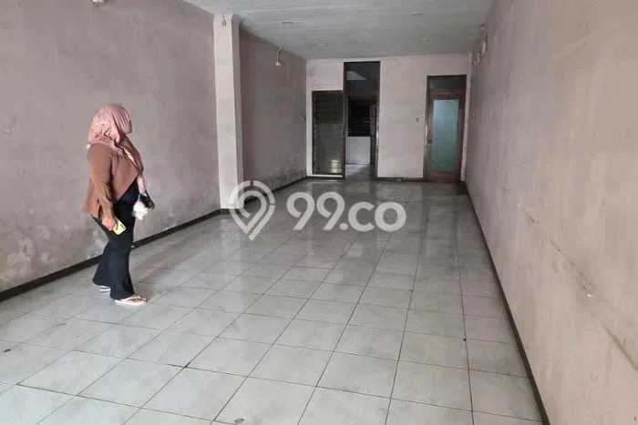 Disewakan Ruko di Pusat Kota Cirebon Ramai Strategis Disewakan Ruko di Pusat Kota Cirebon Ramai Strategis