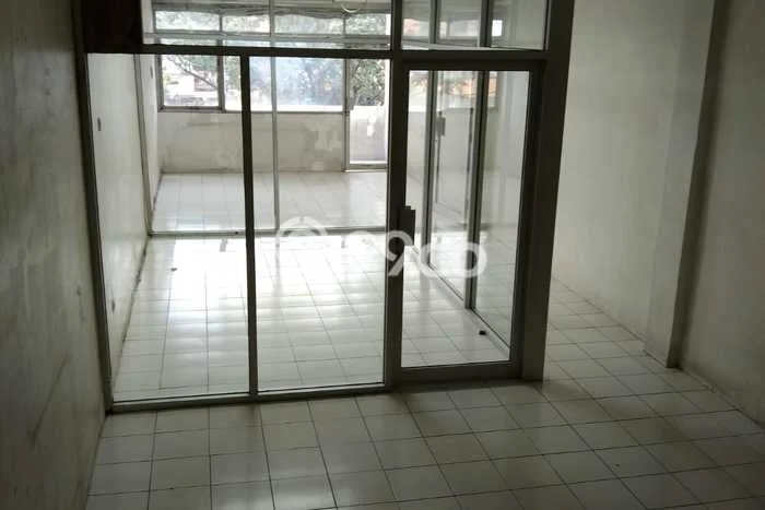 Ruko bagus disewakan di Kebayoran Lama Jakarta Selatan dengan LB 198m2 harga sewa terbaik Ruko bagus disewakan di Kebayoran Lama Jakarta Selatan dengan LB 198m2 harga sewa terbaik