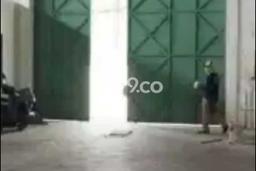 Gudang untuk Disewa di Pusat Jakarta Barat Luas Bangunan 1330m2 Gudang untuk Disewa di Pusat Jakarta Barat Luas Bangunan 1330m2