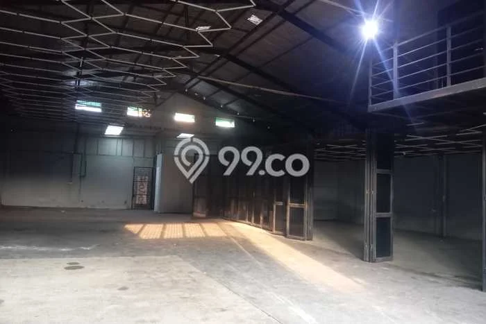 Disewakan Gudang di Pusat Kota Jakarta Selatan Ramai Strategis Disewakan Gudang di Pusat Kota Jakarta Selatan Ramai Strategis