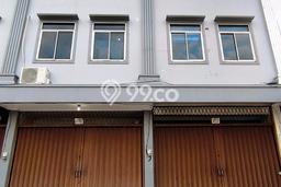 Disewakan Ruko di Kawasan Ramai Kedoya Luas 200m2 Disewakan Ruko di Kawasan Ramai Kedoya Luas 200m2