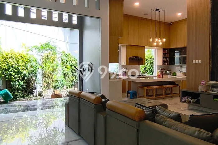 Ready to Use! Luxury House LT 365m2 Desain Modern di Petir Ready to Use! Luxury House LT 365m2 Desain Modern di Petir