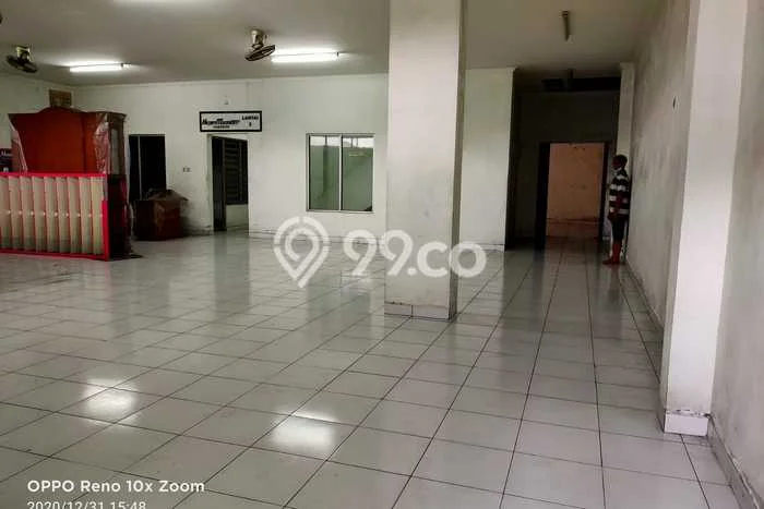 Unit Ruko Disewa Lokasi Semarang Timur, Semarang Spesifikasi Luas Bangunan 800m2 Unit Ruko Disewa Lokasi Semarang Timur, Semarang Spesifikasi Luas Bangunan 800m2
