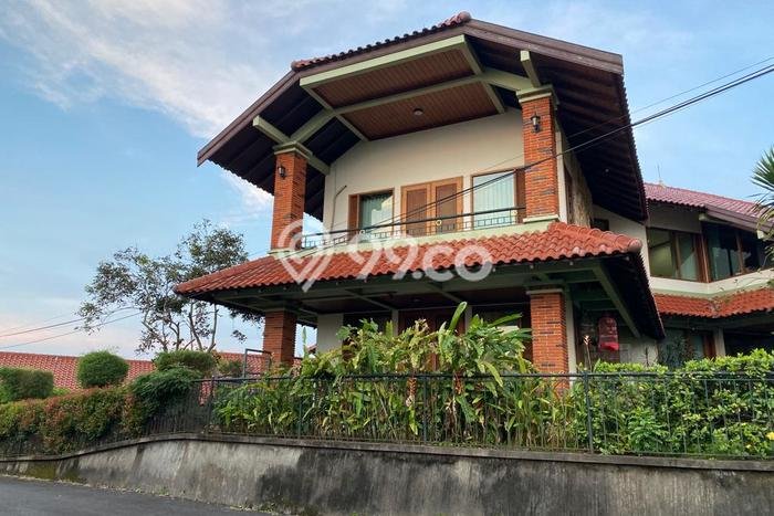 For Sale Rumah Mewah Exclusive di Semarang Selatan, Semarang For Sale Rumah Mewah Exclusive di Semarang Selatan, Semarang