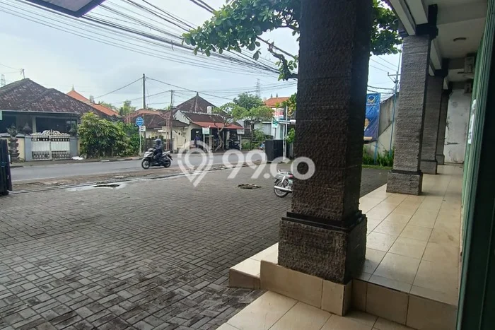 Ruko disewakan di Mengwi Badung dengan luas bangunan 156m2 Ruko disewakan di Mengwi Badung dengan luas bangunan 156m2