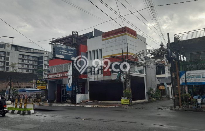 Disewakan Ruko komersial di Sleman luas bangunan 150m2 Disewakan Ruko komersial di Sleman luas bangunan 150m2