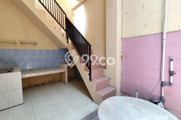 Lokasi strategis! Rumah siap pakai disewakan di Berbah LB 252m2 Lokasi strategis! Rumah siap pakai disewakan di Berbah LB 252m2