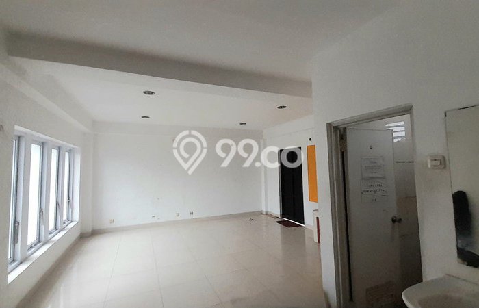 Disewakan Ruko komersial di Sleman luas bangunan 150m2 Disewakan Ruko komersial di Sleman luas bangunan 150m2