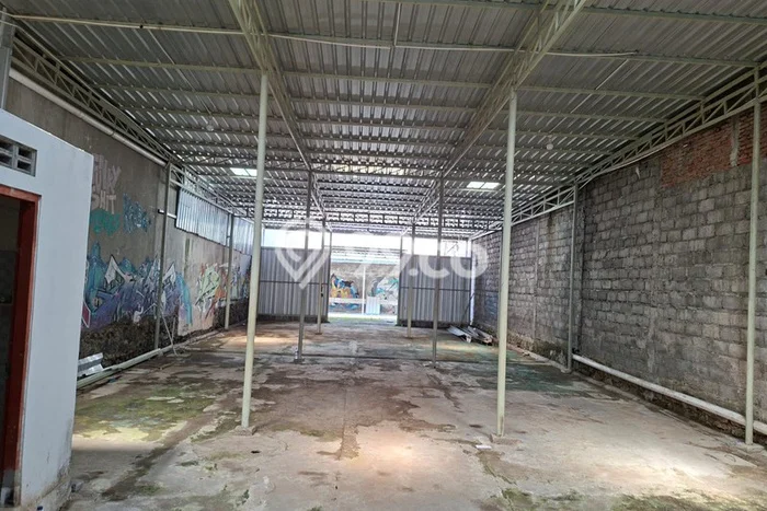 Disewakan Gudang di Pusat Kota Yogyakarta Ramai Strategis Disewakan Gudang di Pusat Kota Yogyakarta Ramai Strategis