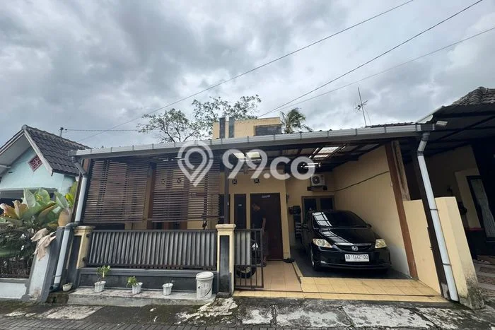 Rumah Minimalis Dijual di Tempel 3 Kamar dengan Luas Tanah 113m2 Rumah Minimalis Dijual di Tempel 3 Kamar dengan Luas Tanah 113m2
