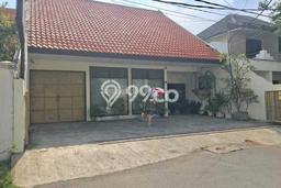 Dijual Rumah Premium dengan Fasilitas Sekitar Komplit di Tenggilis Mejoyo, Surabaya Dijual Rumah Premium dengan Fasilitas Sekitar Komplit di Tenggilis Mejoyo, Surabaya