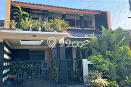 Rumah Modern 4 KT di Gununganyar Surabaya Rumah Modern 4 KT di Gununganyar Surabaya