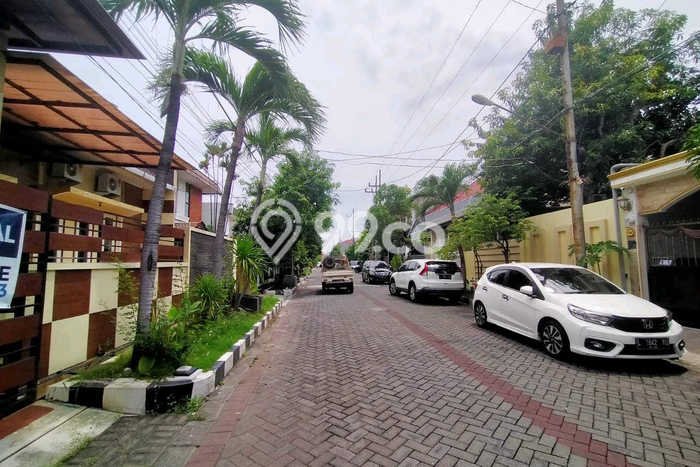 Hot Offer Hunian Premium Ideal dan Luas di Sukolilo, Surabaya Hot Offer Hunian Premium Ideal dan Luas di Sukolilo, Surabaya