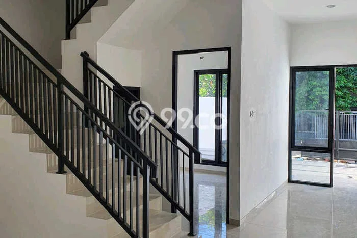 Rumah Modern Minimalis 4 KT Siap Huni di Rungkut Rumah Modern Minimalis 4 KT Siap Huni di Rungkut