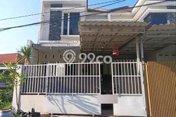 For Sale Hunian Rumah Terawat 3 KT di Gununganyar, Surabaya For Sale Hunian Rumah Terawat 3 KT di Gununganyar, Surabaya